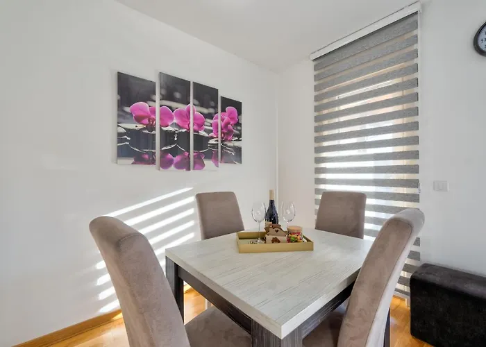 Gold Shine Apartmán